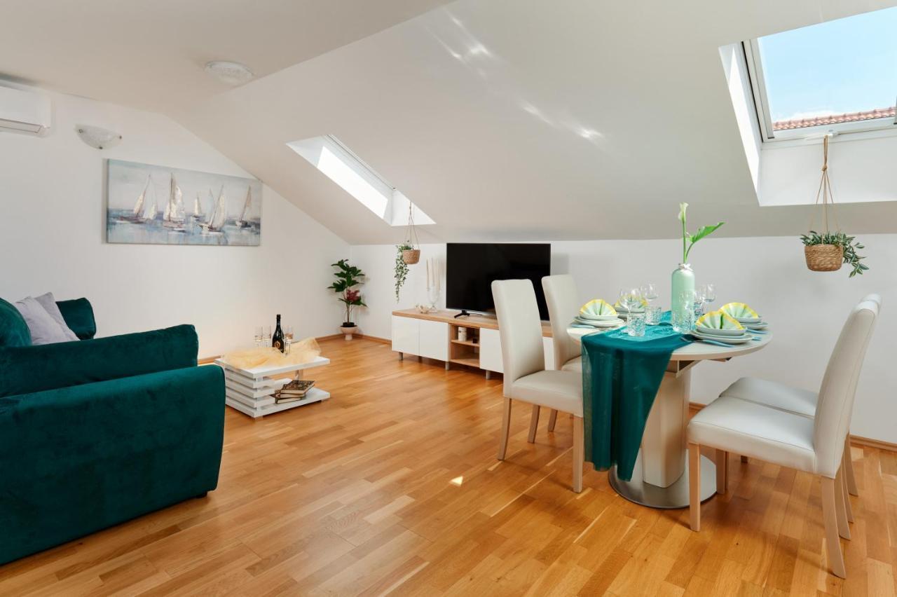 Modern & Spacious Rooftop Apartment With Natual Sunlight Split Extérieur photo
